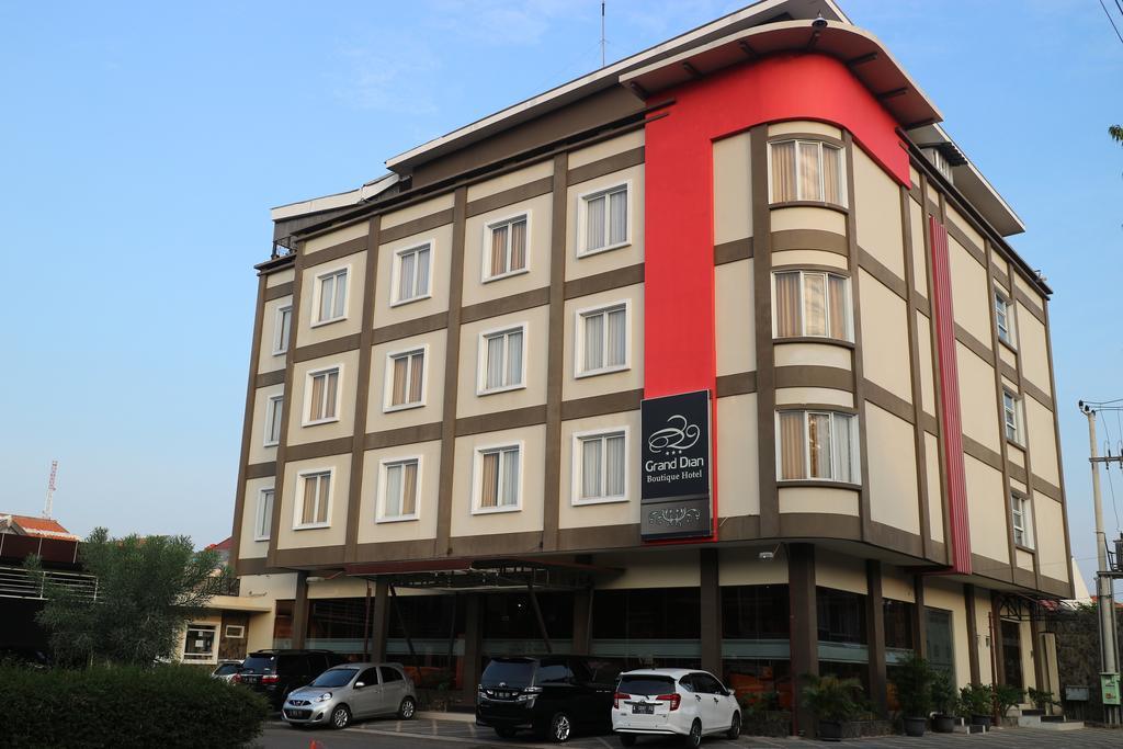 Grand Dian Boutique Hotel Cirebon Dış mekan fotoğraf